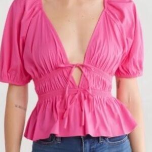 WAYF Hot Pink Puff Sleeve Top Size XS (fits more like a sm/medium)